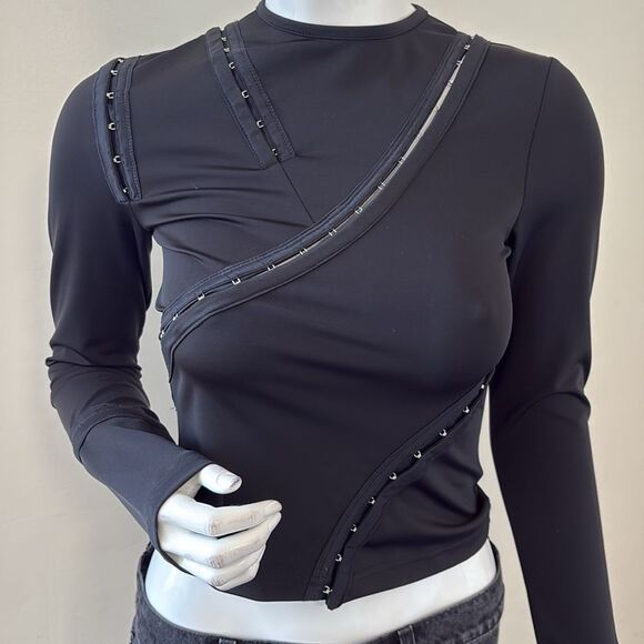 Heliot Emil Semperi Black Long Sleeve Top Hook & Eye Closures Throughout Ssense - Picture 1 of 9